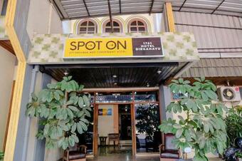 Spot On 1761 Hotel Dirgahayu