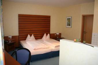 Hotel Stadt P�ttlingen