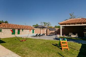 Villa Moki