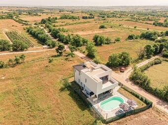 House Villa Ivona