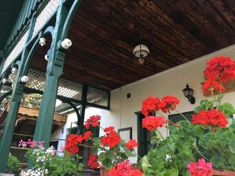 Veranda Vend�gh�z