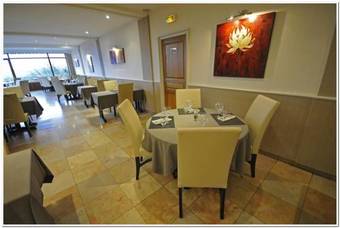 Hotel Logis Au Vieux Morvan