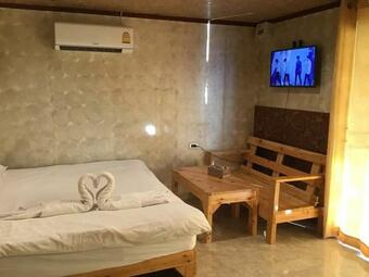Hostal Suannamphukradueng Resort & Hotel