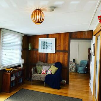 Blossoms On The Bay - Nubeena