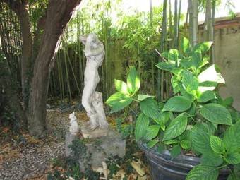 Hostal Clos De La Colombe