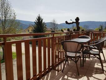 Apartement-g�te Rural � 3 Km De Del�mont