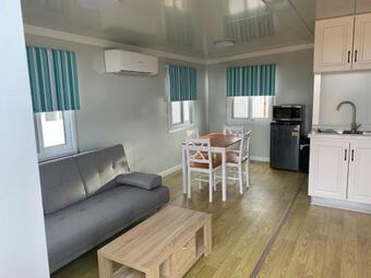 White Cliffs Self Contained Cabin Accommodation