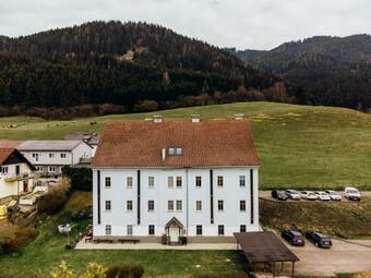 Sofia Apartment & Zimmer