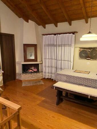 Guesthouse Kamara III