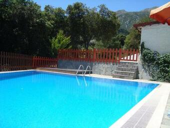 Villa's Ground Floor Apartment With 60 Qm Swimming Pool