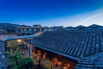 Hotel Floral Brook Boutique Inn