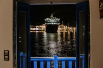 Amorgis Seaside Villa