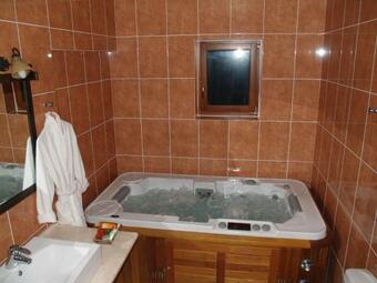 Luxurious Panoramic View Villa