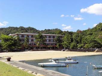 Miyajima Seaside Hotel