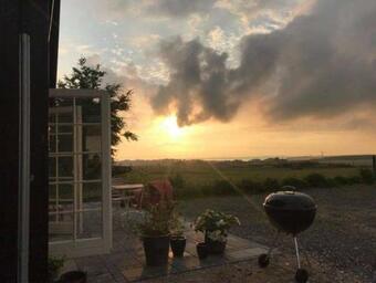 Apartamento Country-living With A Lovely View And Own Terrace, Entrance And Parking