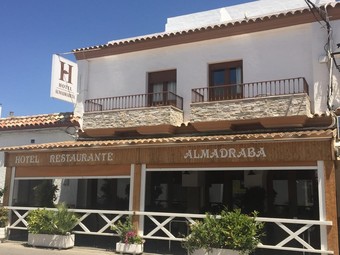 Hotel Almadrabeta