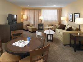 Hotel Red Deer Lodge