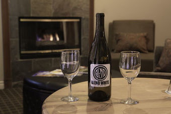 Hotel Pine Ridge Inn