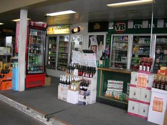 Overlander Hotel Motel