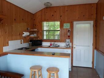 Harmon Creek Marina And Campground Cozy Cottage A