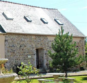 Maison De 3 Chambres Avec Piscine Partagee Et Jardin Clos A Nehou