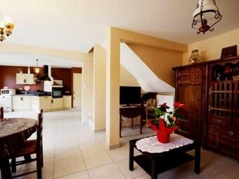 G�te Saint-nizier-de-fornas, 4 Pi�ces, 6 Personnes - Fr-1-496-259