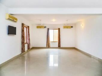 Oyo 28737 Hotel Mayur