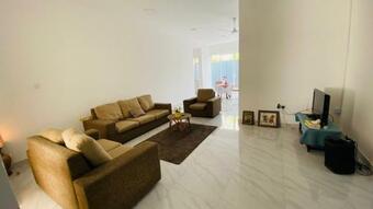 Apartamento Eden Residence - Airport Transit Home Stay