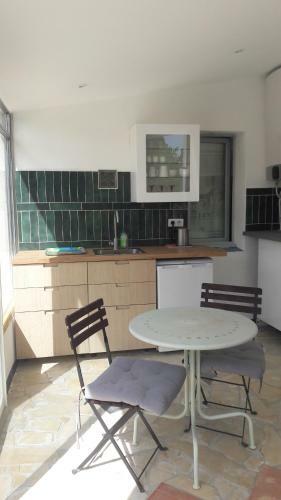 Mazet V�randa En Pleine Nature Entre Nimes Et Montpellier