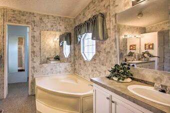 Quitman Home With Covered Deck And Lake Access!