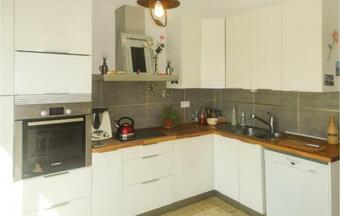 Amazing Home In Cazouls D'herault W/ Outdoor Swimming Pool And 5 Bedrooms