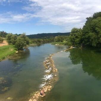 Hostal Sobe Zimmer Rooms Nika