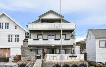 Nice Apartment In S-4275 S�velandsvik With Wifi And 2 Bedrooms