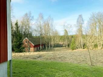 Cozy Cottage With Private Location And Nearby Many Lakes, Lidhult