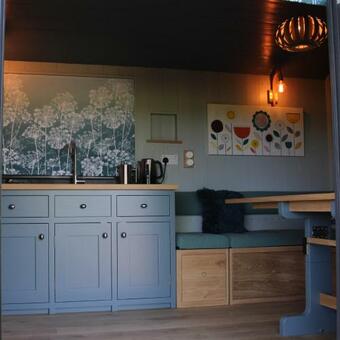 Sanford Escapes - Shepherds Hut & Hot Tub