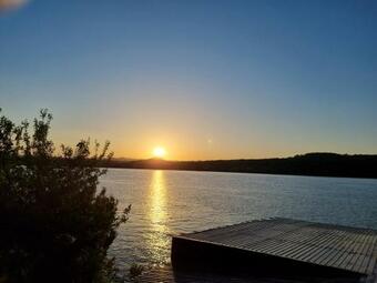 Hostal La Ponton Adakale