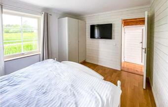 Amazing Home In Svanesund With Wifi And 2 Bedrooms