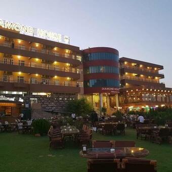 Sadeer Palace Hotel & Motel
