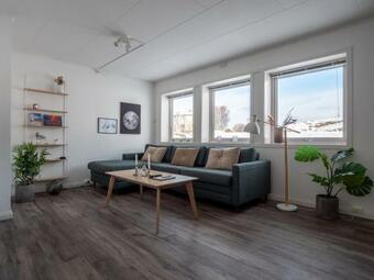 Cozy Apartment By The Sea