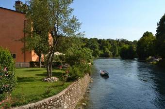 Hostal Le Finestre Su Borghetto