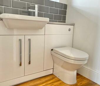 Clifton Apartment 3