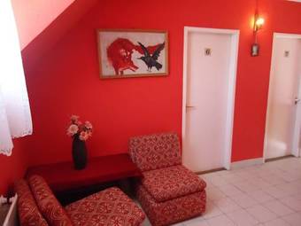 Hostal Hotel Central Monor