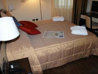 Gullo Hotel