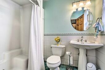 Beautiful Pine Bush Retreat With Private Pool!