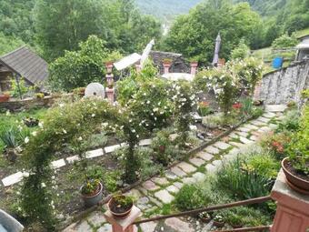 Adelaide House By Casa Shanty