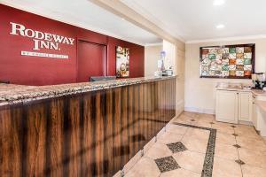 Hotel Rodeway Inn Escondido