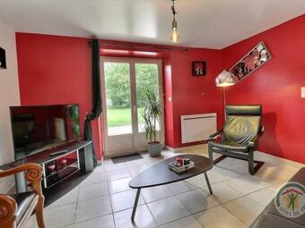 Gite Saint-broladre, 3 Bedrooms, 5 Persons - Fr-1-538-164