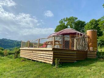 Yourte 2-4 Personnes Avec Spa