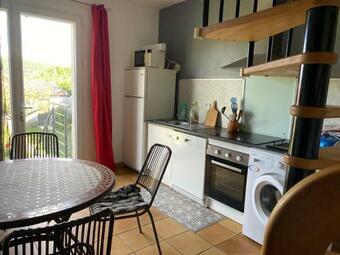 Apartamento Loue Appartement Avec Jardin