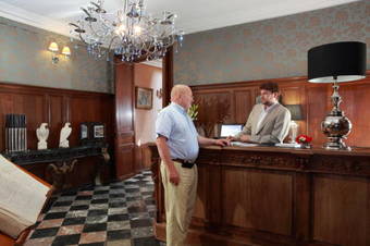 Hotel Le Domaine Chateau Du Faucon